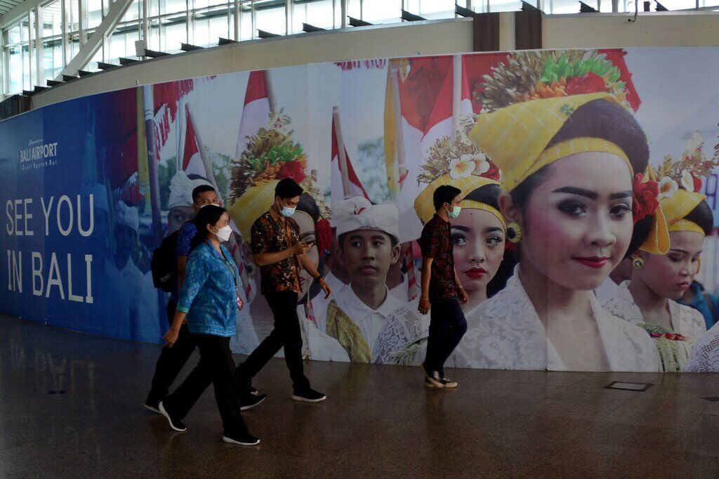 تلاش اندونزی برای احیای گردشگری با کمک یک واکسن جدید چینی