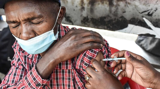 محرومیت کشورهای کم برخوردار از واکسن کووید در نتیجه سودجویی شرکت مدرنا